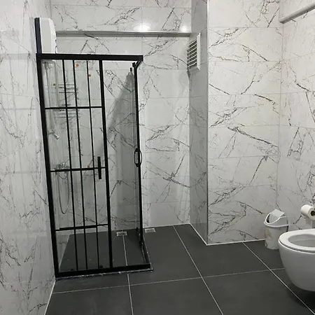 D4-3 Kisilik Apartament *